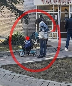 Полицията откри двойката, правила секс в центъра на Благоевград пред очите на дете