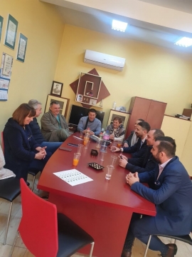 Ротарианци с дарение за болницата в Гоце Делчев