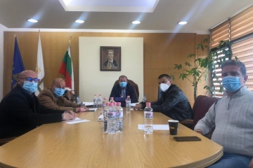 ОбС-Благоевград заседава извънредно в петък