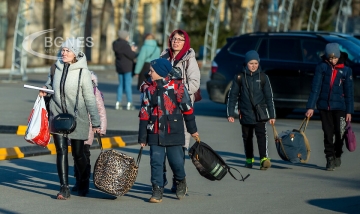 Нови преговори, нови надежди, .. нови бежанци
