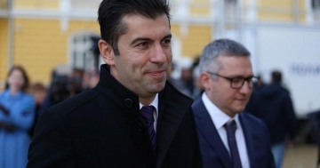 Петков: Азерският газ тръгва през септември, по-евтин е с над 30