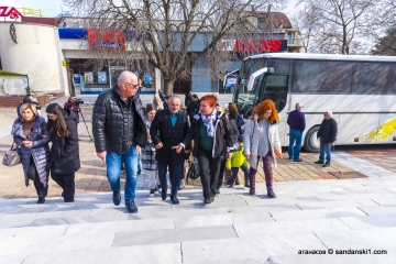 Дават документи за временна закрила на украинци в Пиринско