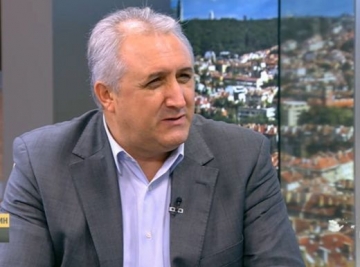 Мехмед Дикме призова: Да разследват Ахмед Башев