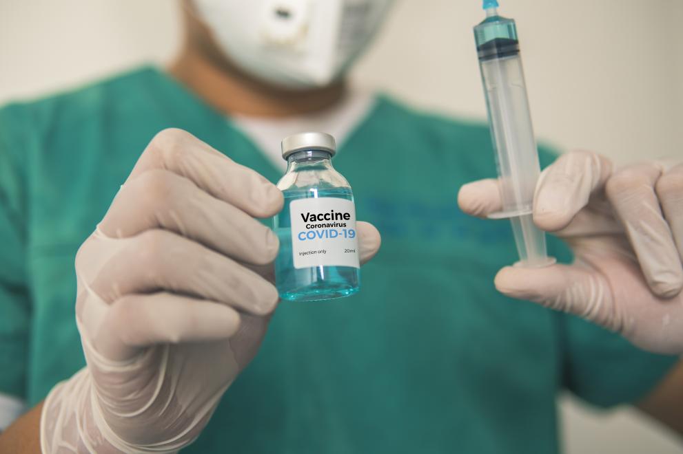 Малко над 2 млн. българи са напълно ваксинирани срещу COVID-19