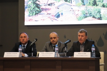 Кметът на Банско домакинства среща на министъра на туризма с бизнеса