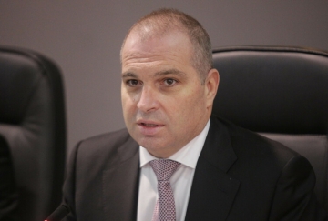 Гроздан Караджов за АПИ и пътищата: Едва ли фирмите ще продължат ремонтите без пари