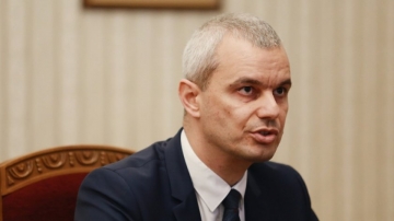 Възраждане” иска предсрочни избори