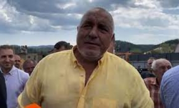 Бойко на Великден за кабинета: Обраха народа!