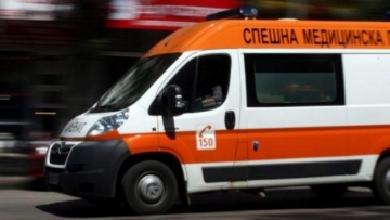 Блъснаха 70-годишен на електрическа тротинетка, състоянието му е тежко