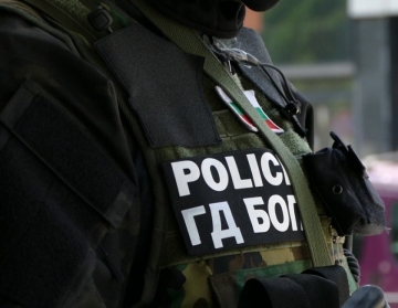Срам! Курсанти в академията на МВР обрали жертва с опрян в главата пистолет