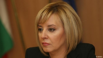 Манолова все не може да си намери партньор