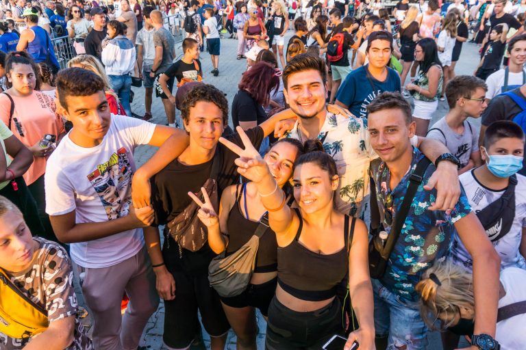 Едни от най - големите български знаменитости пристигат в Благоевград с TEEN BOOM FEST’22 – най-обичаният фестивал от младите в България