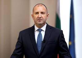 Радев от Берлин: Важно е едно правителство да спазва обещанията си, имаме разминавания Радев от Берлин: Важно е едно правителство да спазва обещанията си, имаме разминавания