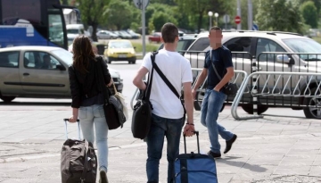 ЗА ПОСЛЕДНИТЕ ТРИ ГОДИНИ: 100 000 избраха България