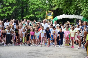 Над 700 деца се включиха в Спортния празник –  Сандански обича спорта