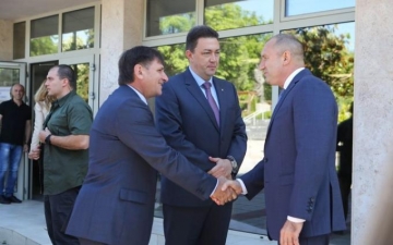 Президентът откри паметник на 11 Македонска дивизия в Петричко