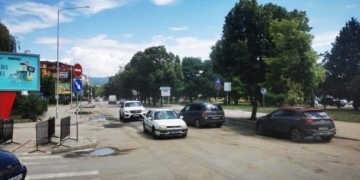 Възстановено е движението по бул.  Димитър Солунски  в Благоевград