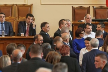 Възраждане ,  Има такъв народ  и ДПС ще подкрепят вота на недоверие