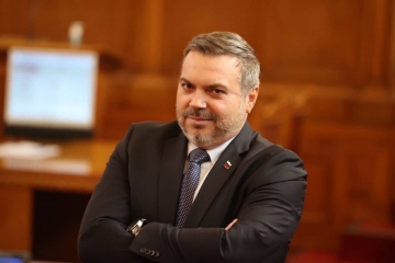 ЗА ВИДОВДЕН ПРОБИТИТЕ ЦЪРВУЛИ И ИЗРАСТВАНЕТО НА ЕДНА ПОЛИТИЧЕСКА ПАРТИЯ”
