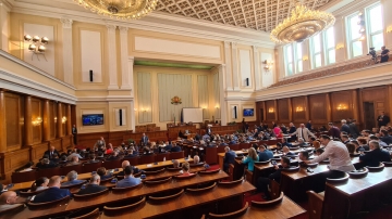Официално: Гласуват вота на недоверие следващата сряда