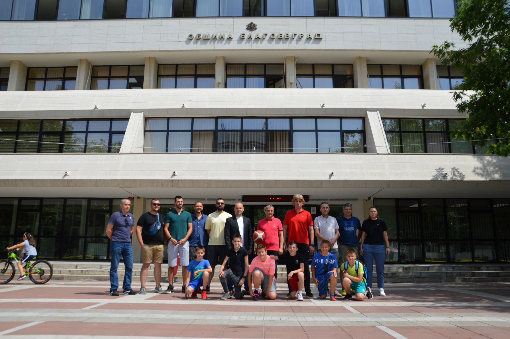 Баскетболът в Благоевград се възражда! Започва ремонт на баскетболната зала в Спортен комплекс „Пирин“