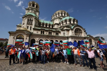 Протест срещу високите цени на горивата в София