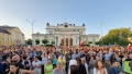 Почти половината българи одобряват свалянето на правителството