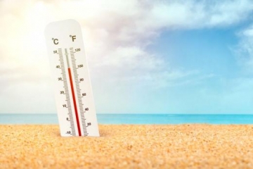 Само за море! Термометърът удря 35 градуса