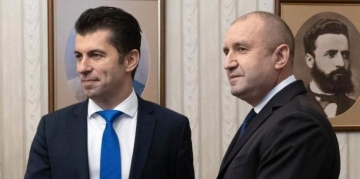 Президентът Радев връчва мандат на ПП на 1 юли