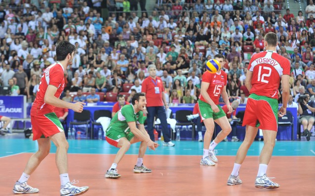 Националният волейболен състав на България се наложи с 3:2 гейма над Канада