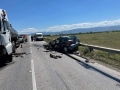 Шофьорка загина при челен удар с камион