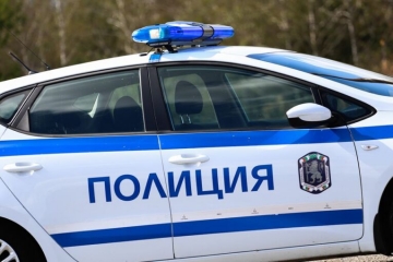 Разложанин залови крадец, изнасял вещите от дома му