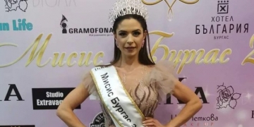 Валерия Докузова от Симитли в надпревара за корица на Максим