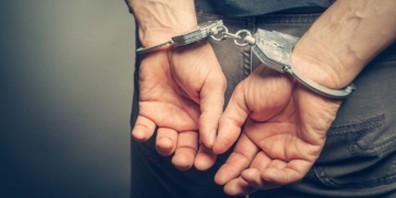 Задържаният за убийството на дядо Иван остава в ареста
