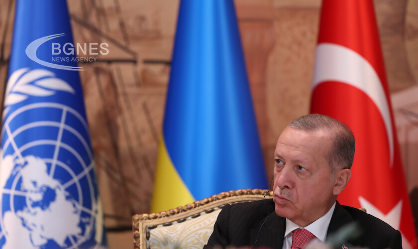Politico: Опасната игра на Ердоган като двоен агент във войната в Украйна