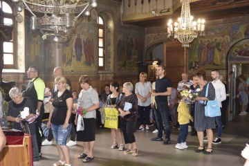 Двоен празник за Симитли! С утринна и Божествена света литургия отбелязахме Рождество Богородично в едноименния ни храм