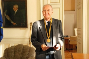Почина проф. Тодор Бояджиев