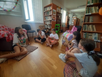 С 35 нови попълнения стартира творческа година в НЧ  Св. Климент Охридски – 1922 г.  Симитли
