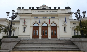 Без Митрофанова и посланика на Беларус на първото заседание на 48 НС