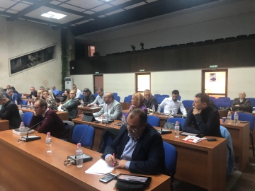 Общински съвет Благоевград не прие предложение за увеличение на цените на таксиметровите услуги