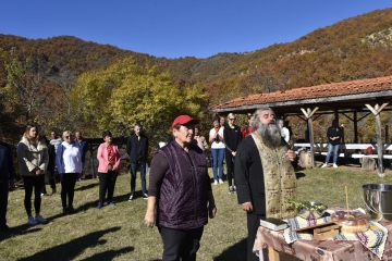 Архангеловден на поляните на Тросковския манастир