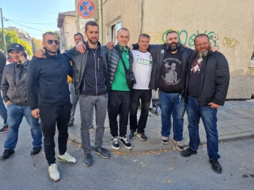 Пирин СС и ВМРО защитиха честта на майка България, не позволиха на македонистите да стигнат до паметника на Гоце Делчев в Благоевград