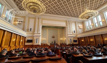 Тежка седмица за НС с изслушвания, блиц контрол и важни проекторешения