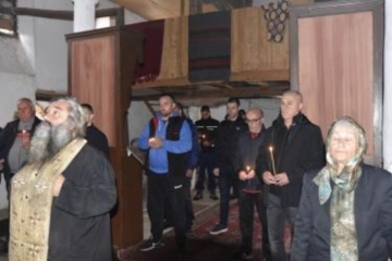 Църквата  Св. Архангел Михаил” в Горно Ораново събра миряни да почетат в аванс Архангеловден