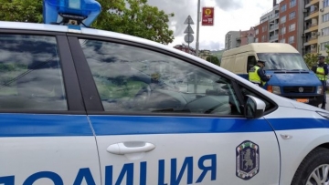 Спипаха 21-годишен да шофира след употреба на 3 вида дрога