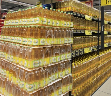 Продуктите поскъпват, олио се намира по 4 лв. само в три града