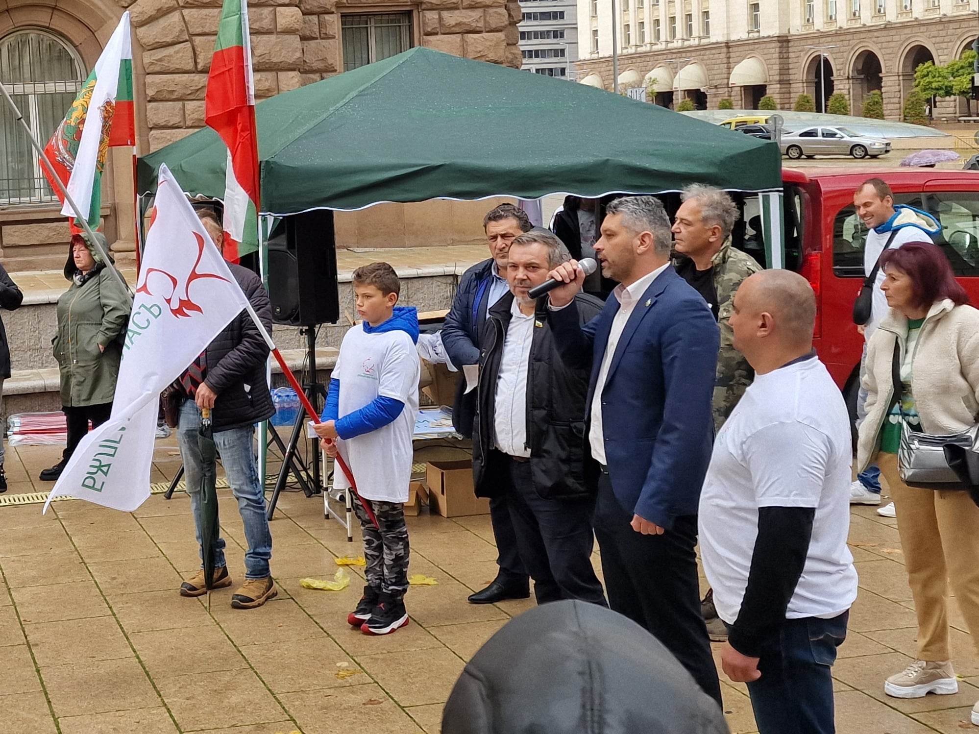 Най-доверените хора на кмета на Благоевград адв. Илко Стоянов учредиха днес нова партия - "Български глас" снимка 1