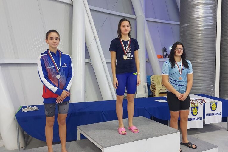 Плувните надежди на „GD Sport” държавни вицешампиони, медали за „Вихрен“ и „Пирин“