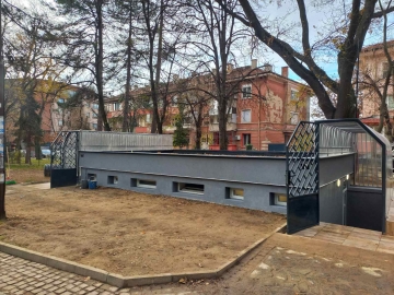 Ремонтираха обществена тоалетна в Благоевград