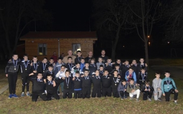 Коледно парти за малки и големи футболисти в Симитли